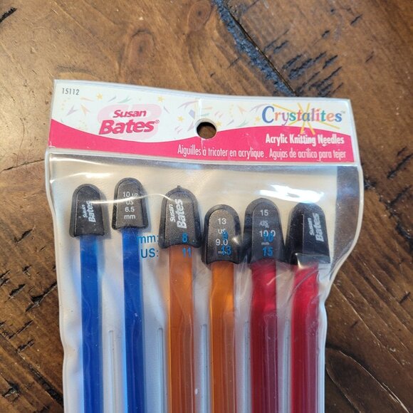 Susan Bates Crystalites Acrylic Knitting Needles Set  -Sizes 11, 13, 15 - Picture 2 of 5